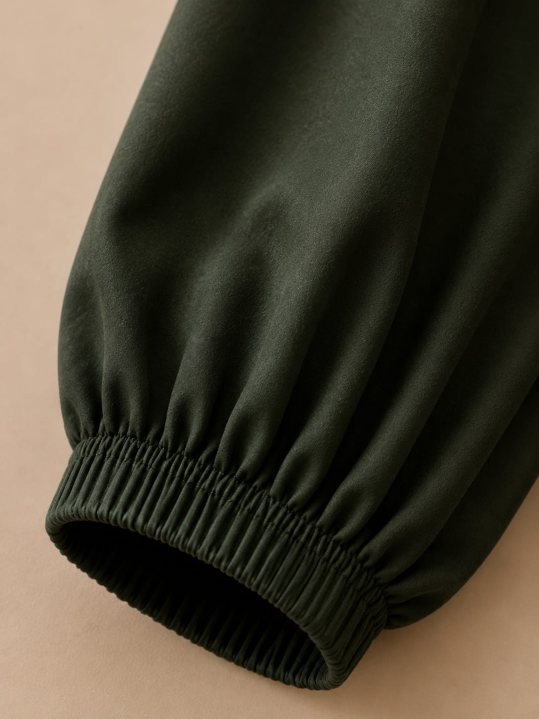 Luxe Dark Olive Green Pintuck Abaya