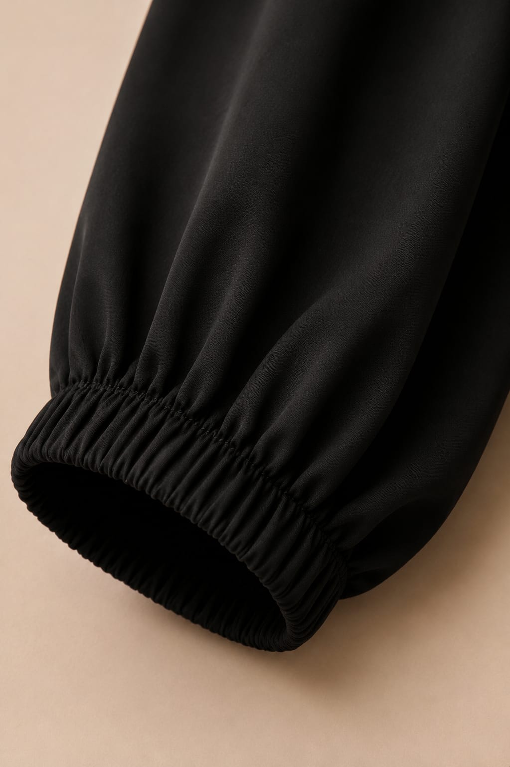 Luxe Black Pintuck Abaya
